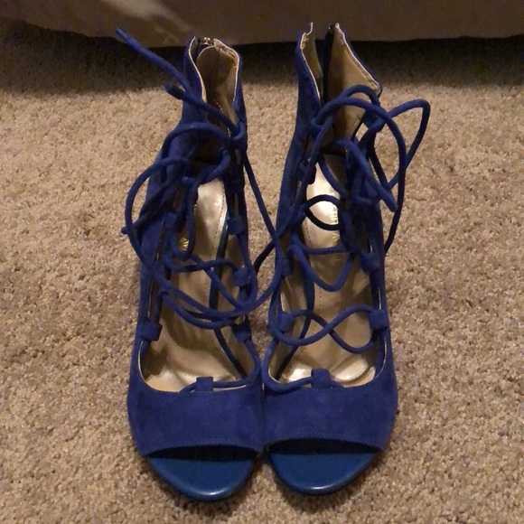 Saks Fifth Avenue Shoes - Saks Fifth Avenue Brand Size 7 high heel sandals.